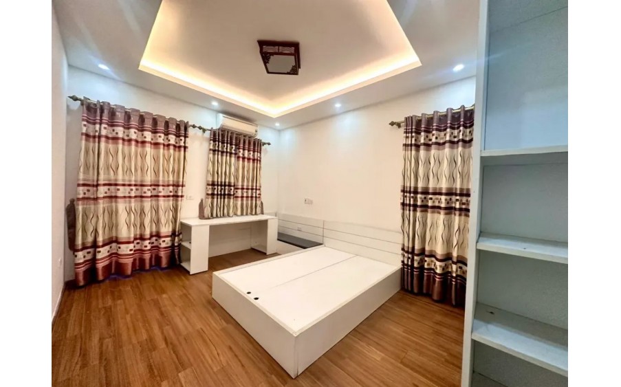 Bán nhà Khương Trung 51m²x4m,ngõ nông rộng gần phố trung tâm đi đâu cũng tiện